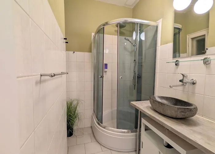 Flat In Zizkov -104- Appartamento Praga
